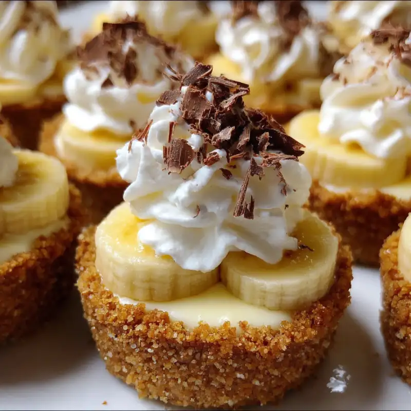 No-Bake Mini Banana Cream Pies